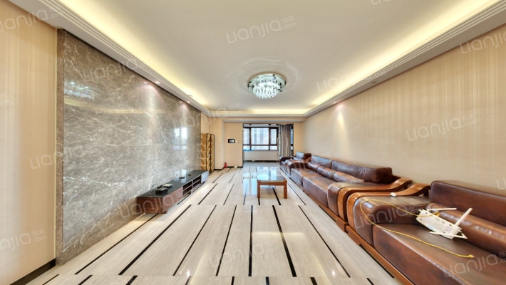 鸿坤花语墅二手房实景图