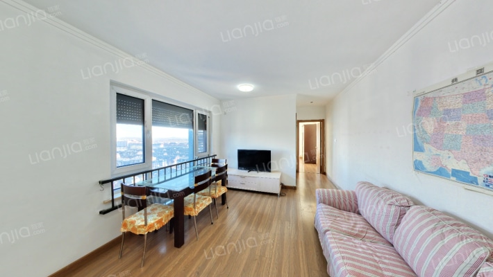 翡翠公园一期二手房实景图