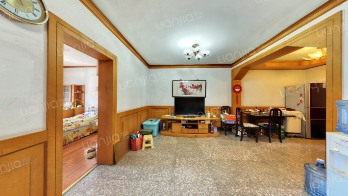 红专路57号院二手房实景图