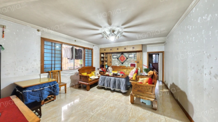 泰来小区二手房实景图