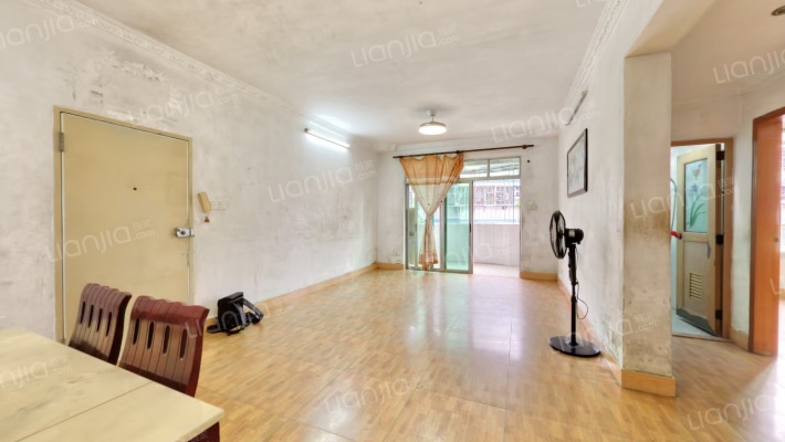 绿雅居二手房实景图