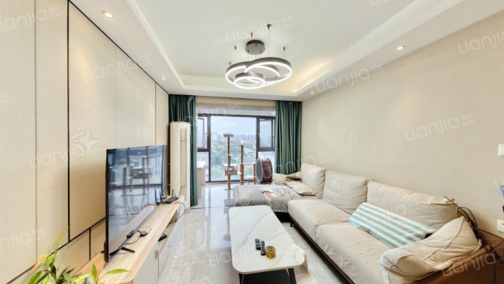 龙湖金地商置璟宸世家二手房实景图