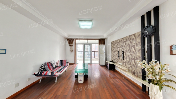 上海假日一二期二手房实景图