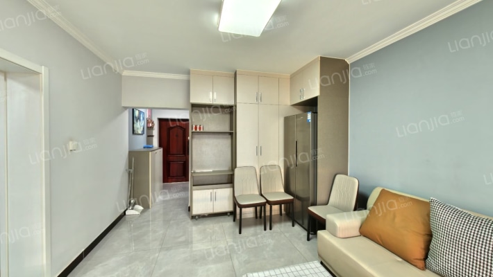 苇子坑1号院二手房实景图