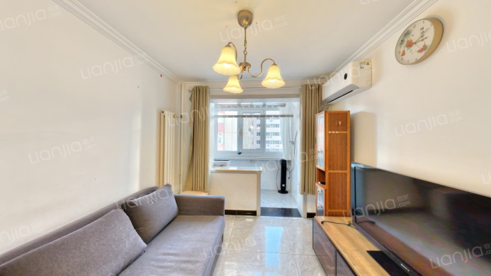 怡秀园小区二手房实景图