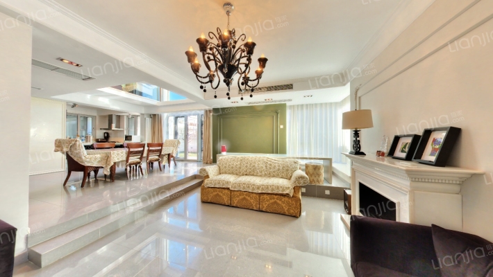 靠山居艺墅南区二手房实景图