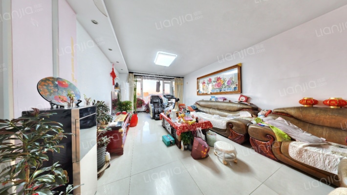 奥林公寓二手房实景图