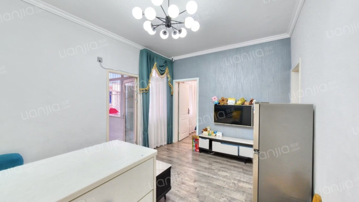 前村里二手房实景图