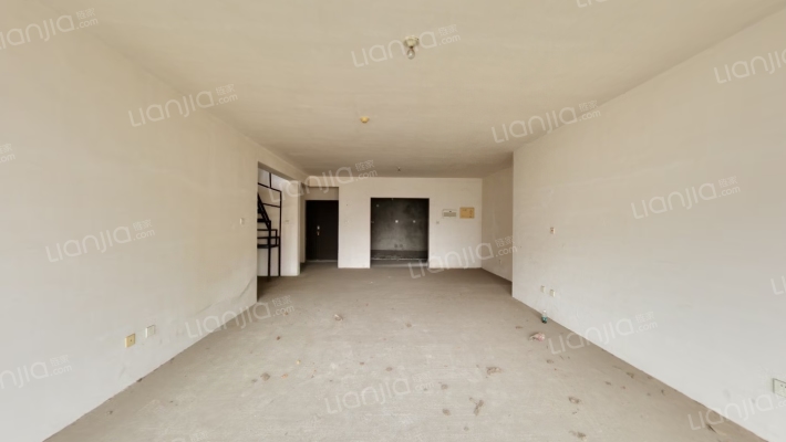 融创四海逸家二手房实景图