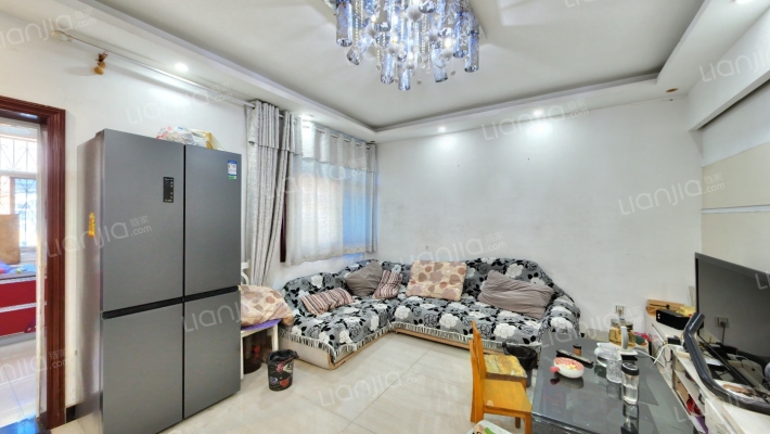 修造厂家属院二手房实景图