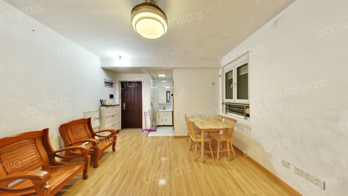 石埠湾秋山苑二手房实景图