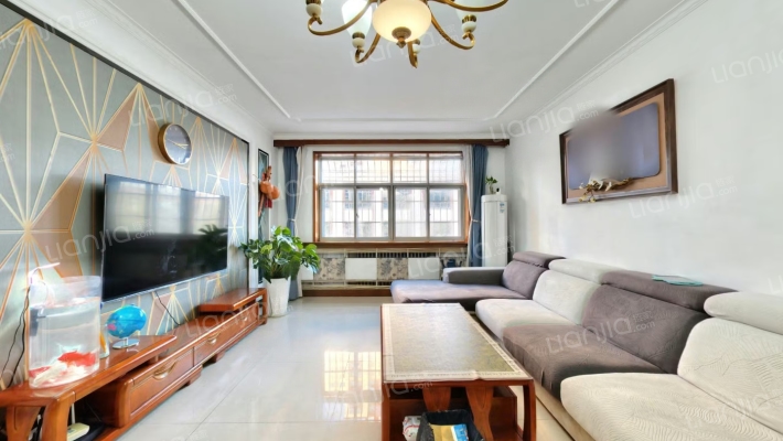 怡欣嘉苑二手房实景图