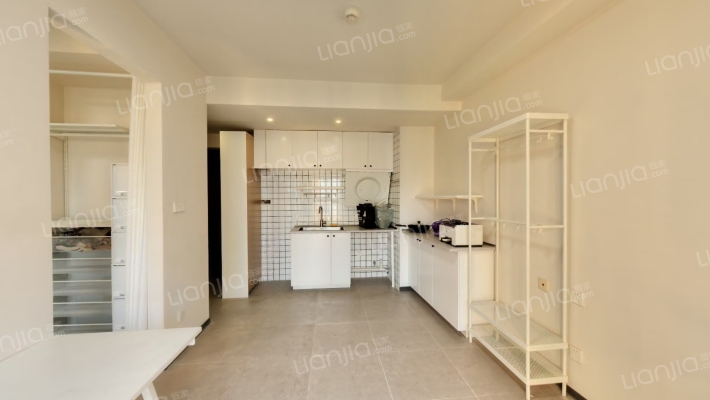 万科V+米寓二手房实景图