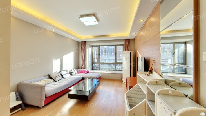 长阳半岛4号院二手房实景图