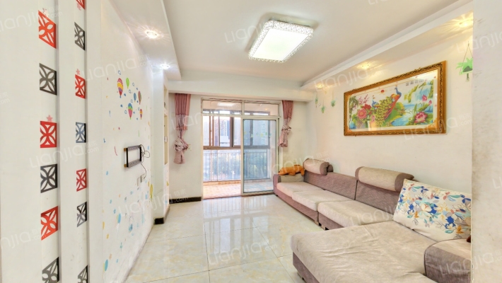 辉阳凤凰城二手房实景图