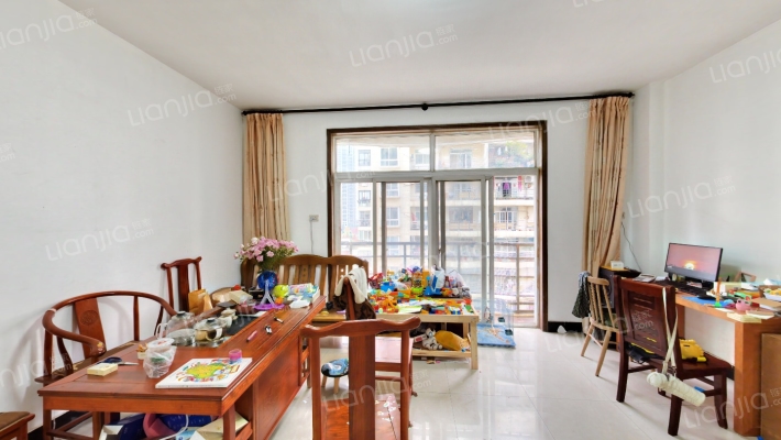 海景浪晴屿E区二手房实景图