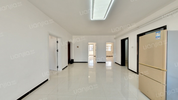 康宁居二手房实景图