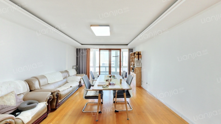 利波莎依得二手房实景图