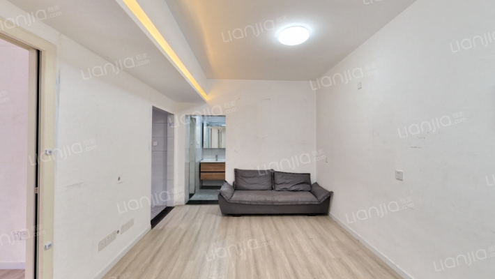 府青路二段18号二手房实景图