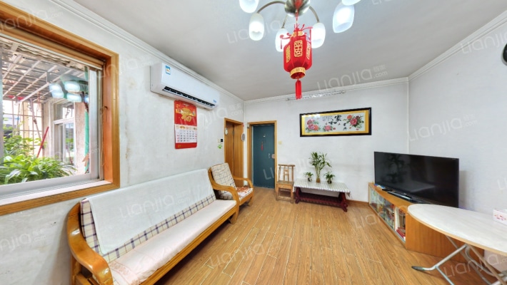 省运输局宿舍二手房实景图