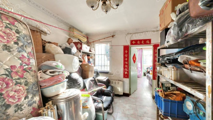 新居里二手房实景图