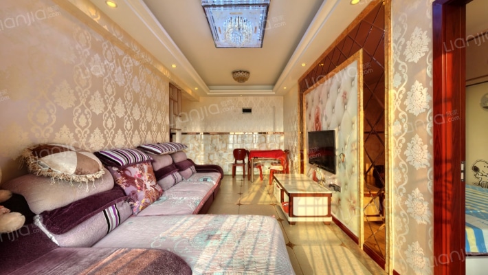 长龙社区B区二手房实景图