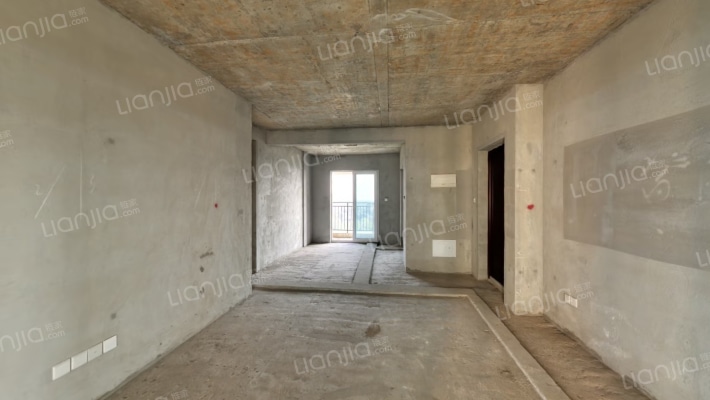 保利中央公园二手房实景图