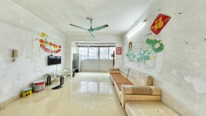 新鸿进花园二手房实景图