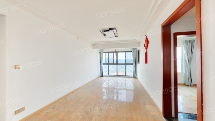 保利中央公园二手房实景图