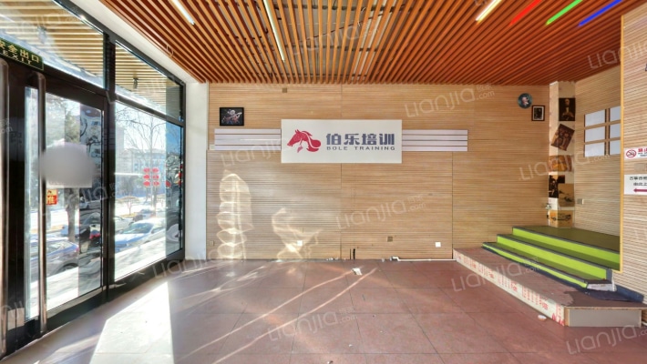 迎宾中路甲27号二手房实景图