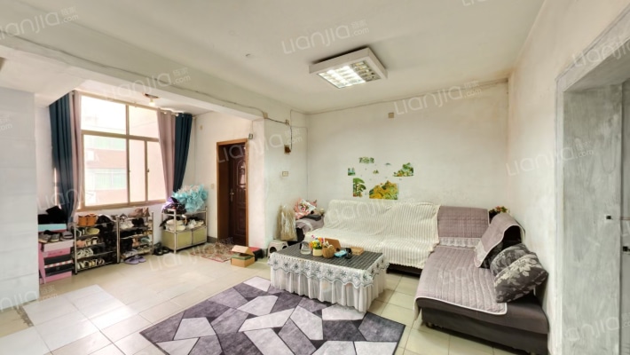 兴华楼二手房实景图