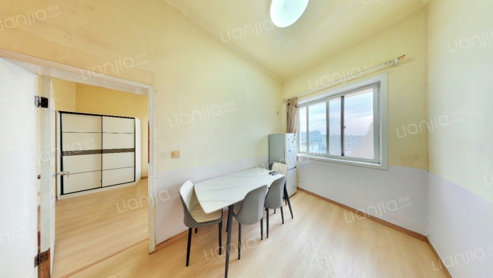 直吉祥巷二手房实景图