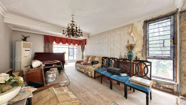 香格里麓山别墅二手房实景图