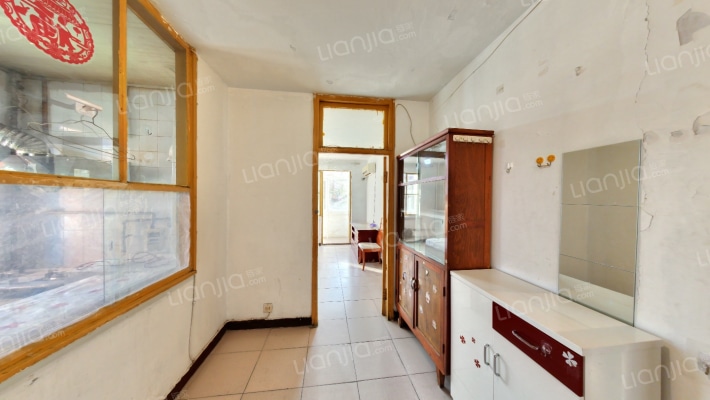 建材城西二里二手房实景图