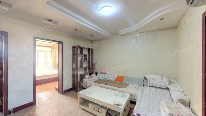 月湖花苑二手房实景图