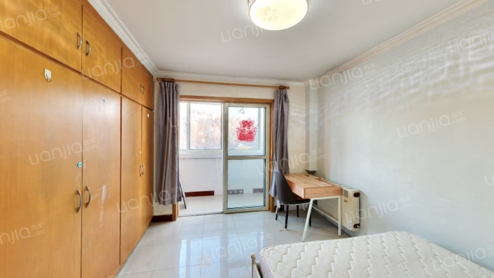 大西洋新城C区二手房实景图