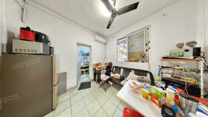 港湾路104号大院二手房实景图