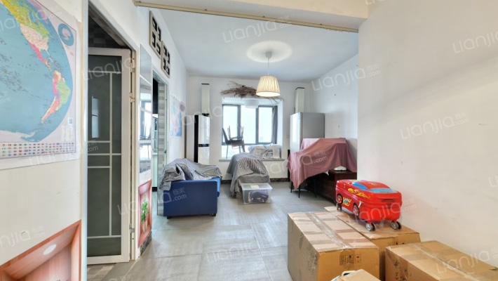 跃进家园C区二手房实景图