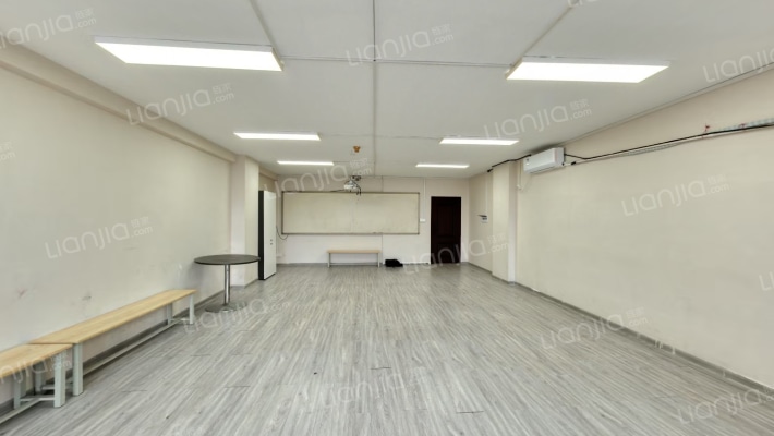 凯华大厦二手房实景图