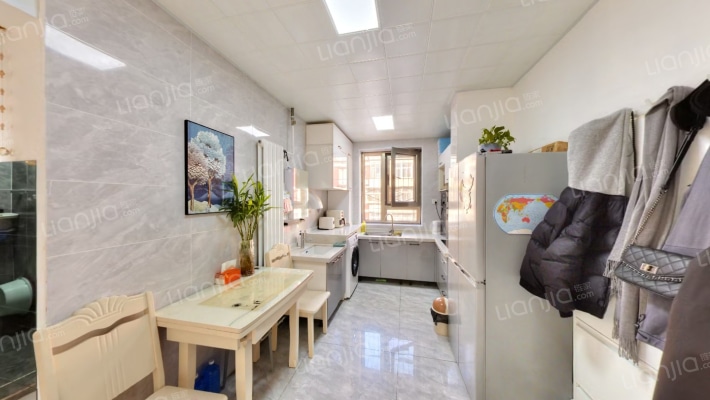 三元街甲19号院二手房实景图