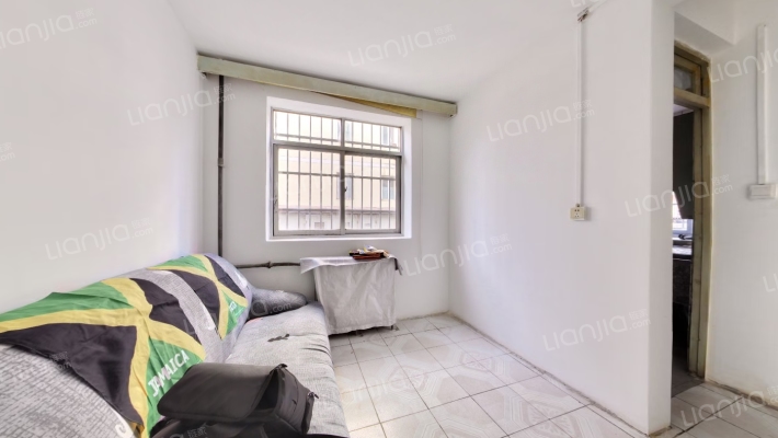 南小巷17号二手房实景图