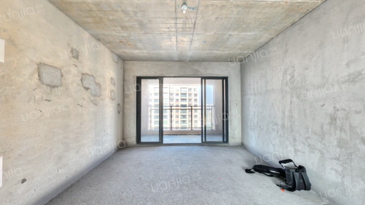 三远名尚花园二手房实景图