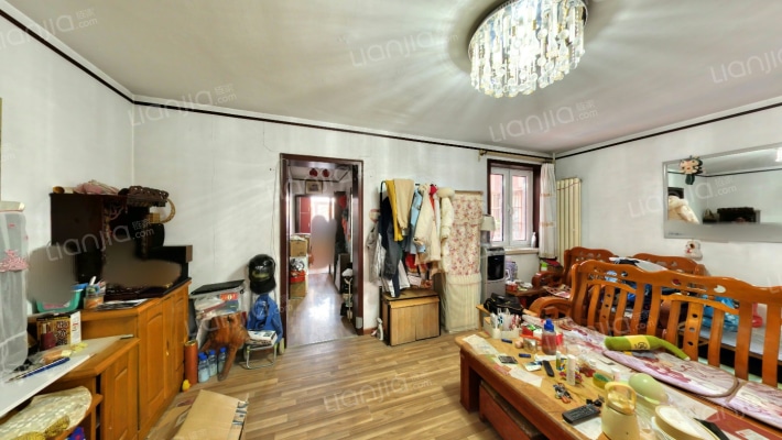 德露苑二手房实景图