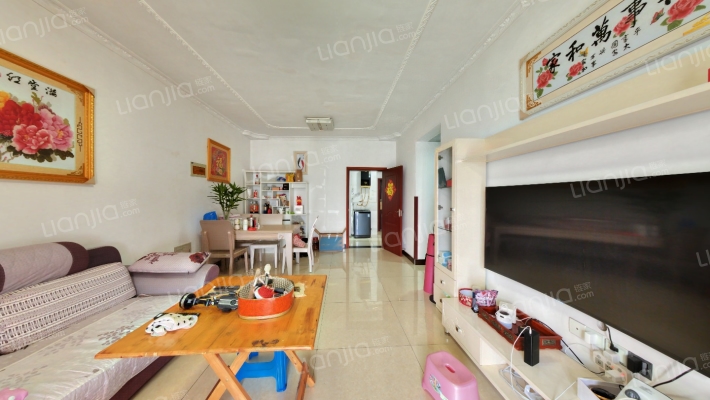 凯丽滨江二手房实景图