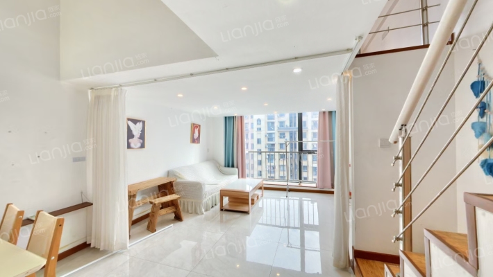 赛银国际广场二手房实景图