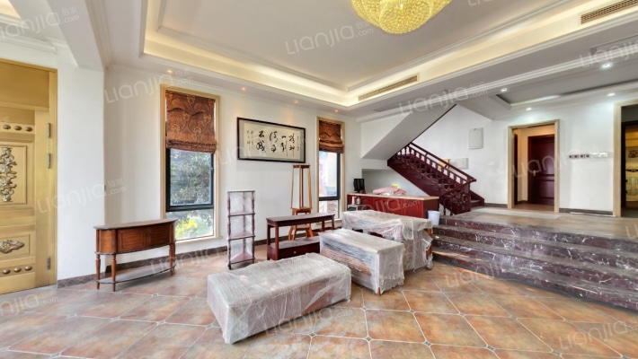 深业堤亚纳湾二期二手房实景图