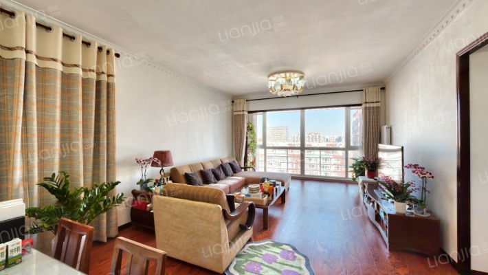 金海国际南区二手房实景图