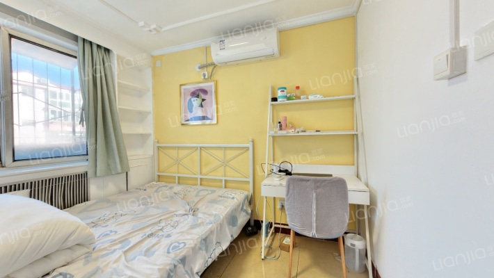 青塔东里二手房实景图