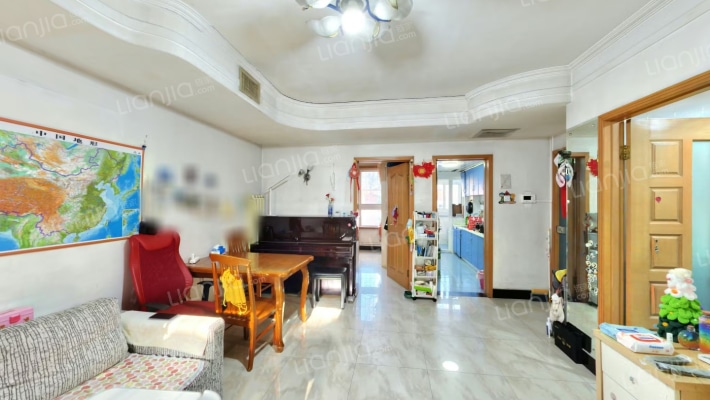 怡丽南园二手房实景图