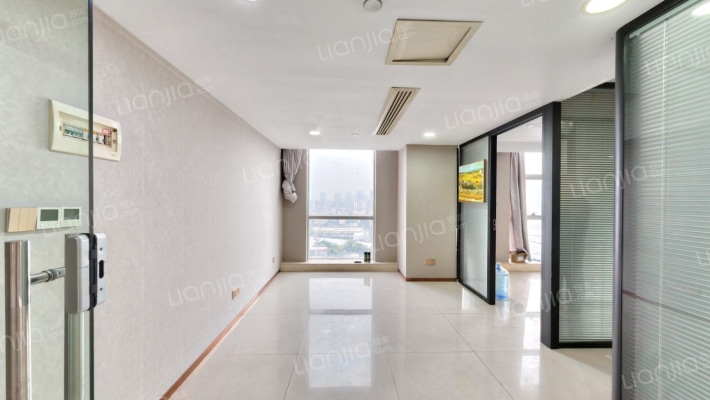 宇成朝阳广场二手房实景图